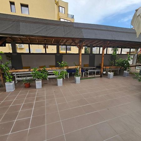 Guest House Petrovi 라브다 외부 사진